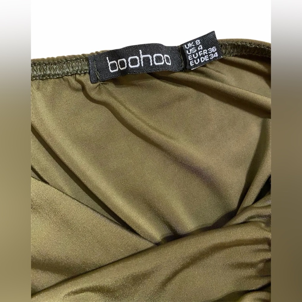Boohoo Olive Green Satin Bodysuit Spaghetti Strap Open Back Size 4 - Picture 5 of 5